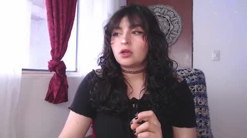 Snapshot of marceline_uu chatting on February 18, 6:26 pm M A R C I online show from February 18, 6:26 pm