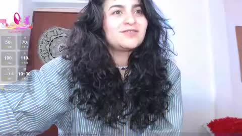 Snapshot of marceline_uu chatting on September 17, 7:15 pm M A R C I online show from September 17, 7:15 pm