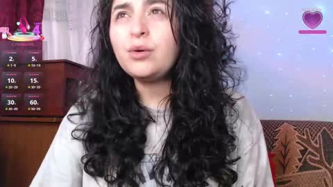 Snapshot of marceline_uu chatting on September 20, 1:23 pm M A R C I online show from September 20, 1:23 pm
