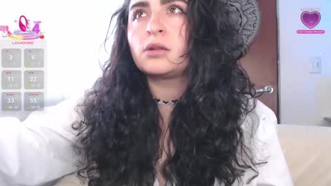 Snapshot of marceline_uu chatting on October 10, 8:19 pm M A R C I online show from October 10, 8:19 pm