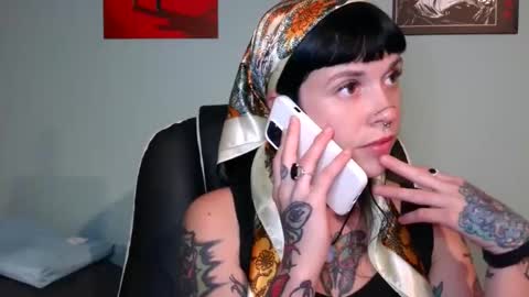 Snapshot of marcelinealtaria chatting on October 19, 2:34 am MarcelineAltaria online show from October 19, 2:34 am