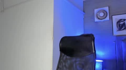 Snapshot of marcelo_dosantos77 chatting on January 4, 3:40 am MARCELO online show from January 4, 3:40 am