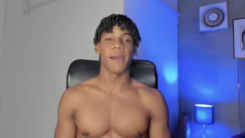 Snapshot of marcelo_dosantos77 chatting on January 6, 12:05 am MARCELO online show from January 6, 12:05 am