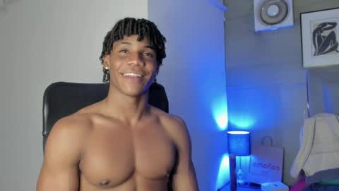 Snapshot of marcelo_dosantos77 chatting on January 10, 11:18 pm MARCELO online show from January 10, 11:18 pm