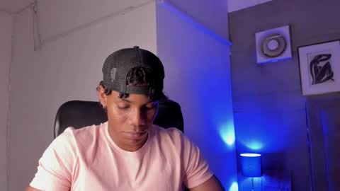 Snapshot of marcelo_dosantos77 chatting on January 18, 10:06 am MARCELO online show from January 18, 10:06 am