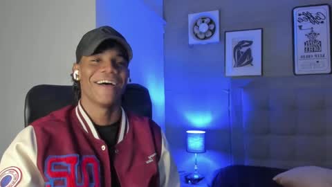 Snapshot of marcelo_dosantos77 chatting on January 26, 3:27 am MARCELO online show from January 26, 3:27 am