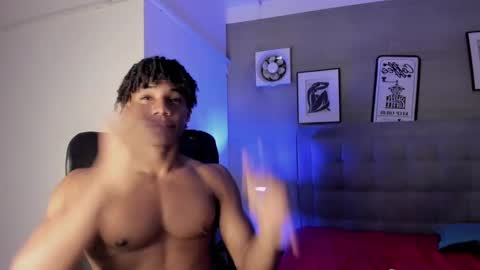 Snapshot of marcelo_dosantos77 chatting on February 14, 3:43 am MARCELO online show from February 14, 3:43 am