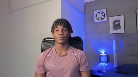 Snapshot of marcelo_dosantos77 chatting on March 6, 10:58 pm MARCELO online show from March 6, 10:58 pm