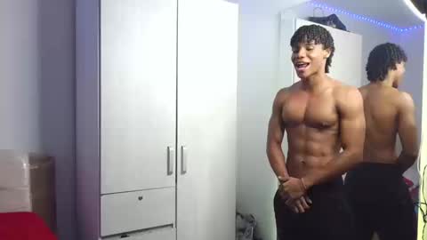 Snapshot of marcelo_dosantos77 chatting on September 13, 5:51 am MARCELO online show from September 13, 5:51 am