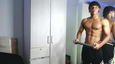Snapshot of marcelo_dosantos77 chatting on October 8, 5:21 pm MARCELO online show from October 8, 5:21 pm