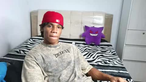 Snapshot of marcelo_dosantos77 chatting on October 14, 1:45 pm MARCELO online show from October 14, 1:45 pm