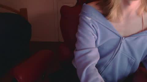 Marcie Doe online show from April 8, 6:57 am
