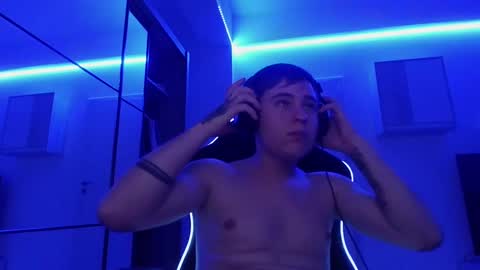 Markos online show from February 4, 2:28 am