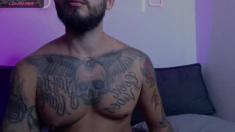 Snapshot of marco_allison43 chatting on January 6, 3:29 pm marco_allison43 online show from January 6, 3:29 pm