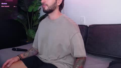 Snapshot of marco_allison43 chatting on September 30, 7:41 pm marco_allison43 online show from September 30, 7:41 pm