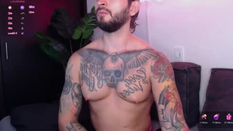 Snapshot of marco_allison43 chatting on November 1, 8:22 pm marco_allison43 online show from November 1, 8:22 pm