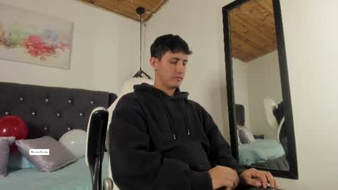 Snapshot of marcos_vieyra chatting on July 14, 7:19 pm marcos_vieyra online show from July 14, 7:19 pm