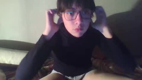 Snapshot of marcoslabel chatting on October 28, 5:00 am Marcos Label online show from October 28, 5:00 am