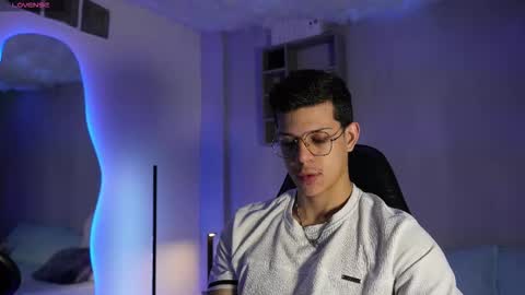 Marco Sullivan online show from February 19, 1:29 pm