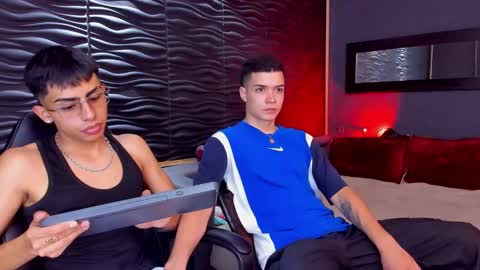 Snapshot of marcoyethan chatting on December 2, 4:20 am Marco and Ethan online show from December 2, 4:20 am