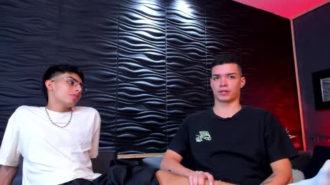 Snapshot of marcoyethan chatting on December 27, 5:31 am Marco and Ethan online show from December 27, 5:31 am