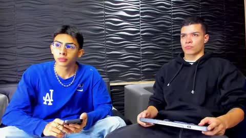 Snapshot of marcoyethan chatting on January 7, 5:22 am Marco and Ethan online show from January 7, 5:22 am