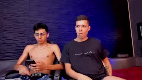 Snapshot of marcoyethan chatting on January 21, 6:11 am Marco and Ethan online show from January 21, 6:11 am