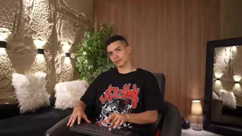 Snapshot of marcoyethan chatting on September 10, 3:50 am Marco and Ethan online show from September 10, 3:50 am