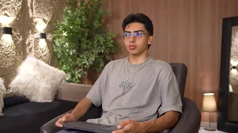 Snapshot of marcoyethan chatting on September 11, 3:50 am Marco and Ethan online show from September 11, 3:50 am