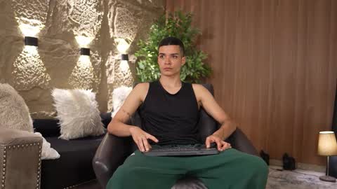 Snapshot of marcoyethan chatting on September 24, 2:48 am Marco and Ethan online show from September 24, 2:48 am