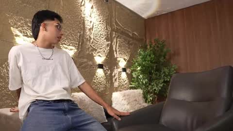 Snapshot of marcoyethan chatting on October 7, 3:47 am Marco and Ethan online show from October 7, 3:47 am