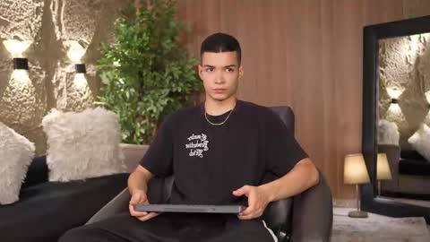 Snapshot of marcoyethan chatting on October 9, 3:04 am Marco and Ethan online show from October 9, 3:04 am