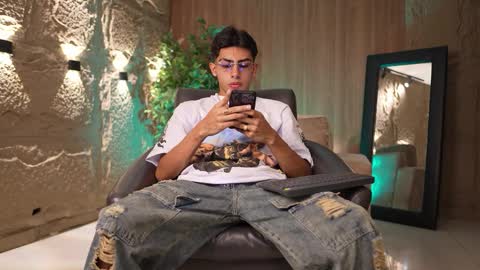 Marco and Ethan online show from March 20, 8:46 pm