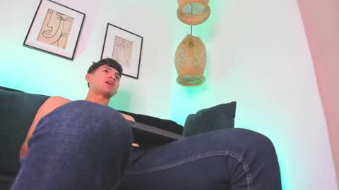 Snapshot of marcus_fire chatting on February 12, 10:26 pm marcus_fire online show from February 12, 10:26 pm