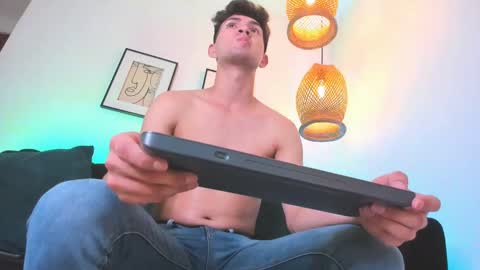 Snapshot of marcus_fire chatting on February 25, 10:07 pm marcus_fire online show from February 25, 10:07 pm