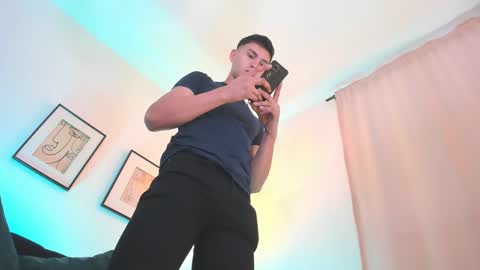 Snapshot of marcus_fire chatting on March 10, 12:59 pm marcus_fire online show from March 10, 12:59 pm