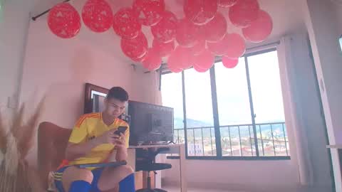 Snapshot of marcus_fire chatting on September 21, 6:42 pm marcus_fire online show from September 21, 6:42 pm