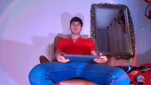 Snapshot of marcus_fire chatting on November 24, 11:48 pm marcus_fire online show from November 24, 11:48 pm