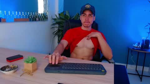 Marcus Hanks online show from February 28, 12:43 am