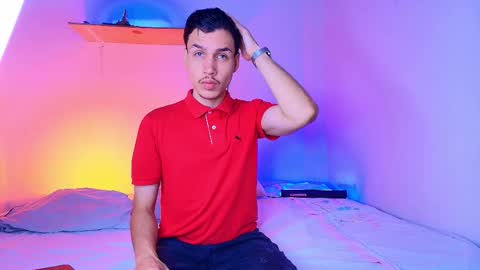 Marcus Hanks online show from November 1, 3:52 am