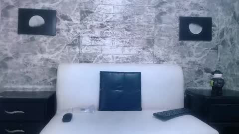 Snapshot of marcus_hans chatting on October 13, 12:05 pm marcus hans online show from October 13, 12:05 pm