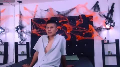 Snapshot of marcus_hans chatting on November 1, 7:27 pm marcus hans online show from November 1, 7:27 pm