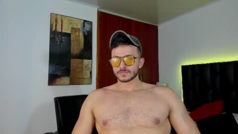 Snapshot of marcus_lafourt chatting on July 15, 10:15 pm marcus_lafourt online show from July 15, 10:15 pm