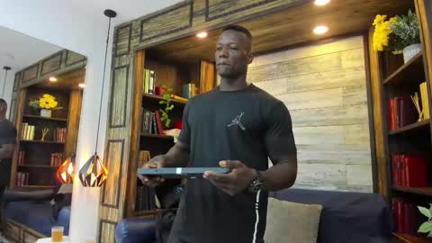 Marcusssss online show from December 19, 12:23 pm