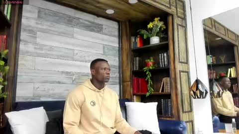 Snapshot of marcusblack_ chatting on May 15, 11:39 am Marcusssss online show from May 15, 11:39 am