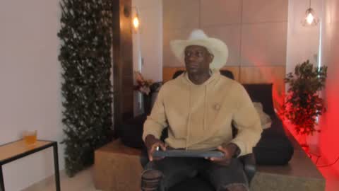 Snapshot of marcusblack_ chatting on June 23, 11:52 am Marcusssss online show from June 23, 11:52 am