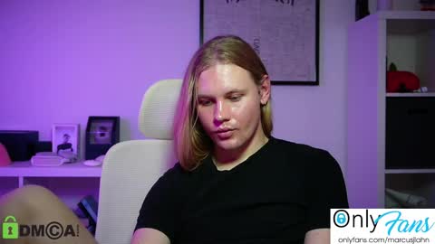 Snapshot of marcusjlahn chatting on October 24, 1:13 am marcusjlahn online show from October 24, 1:13 am