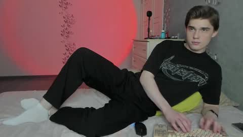 Marcus Jones online show from February 16, 10:11 am