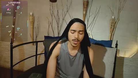 Snapshot of marcusrain_ chatting on November 21, 7:56 pm Marcus online show from November 21, 7:56 pm