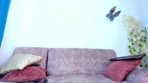 Snapshot of marcussmithx chatting on December 12, 1:49 pm MARCUS online show from December 12, 1:49 pm